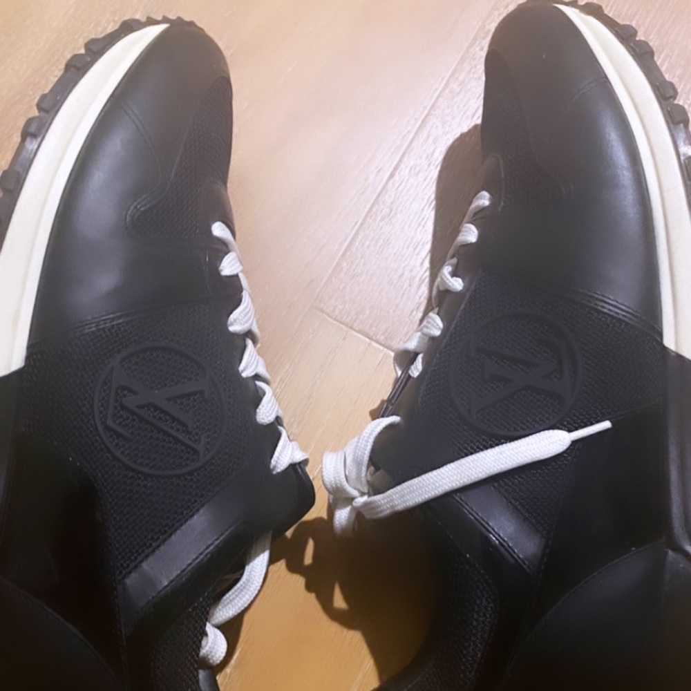 Louis Vuitton Run Away